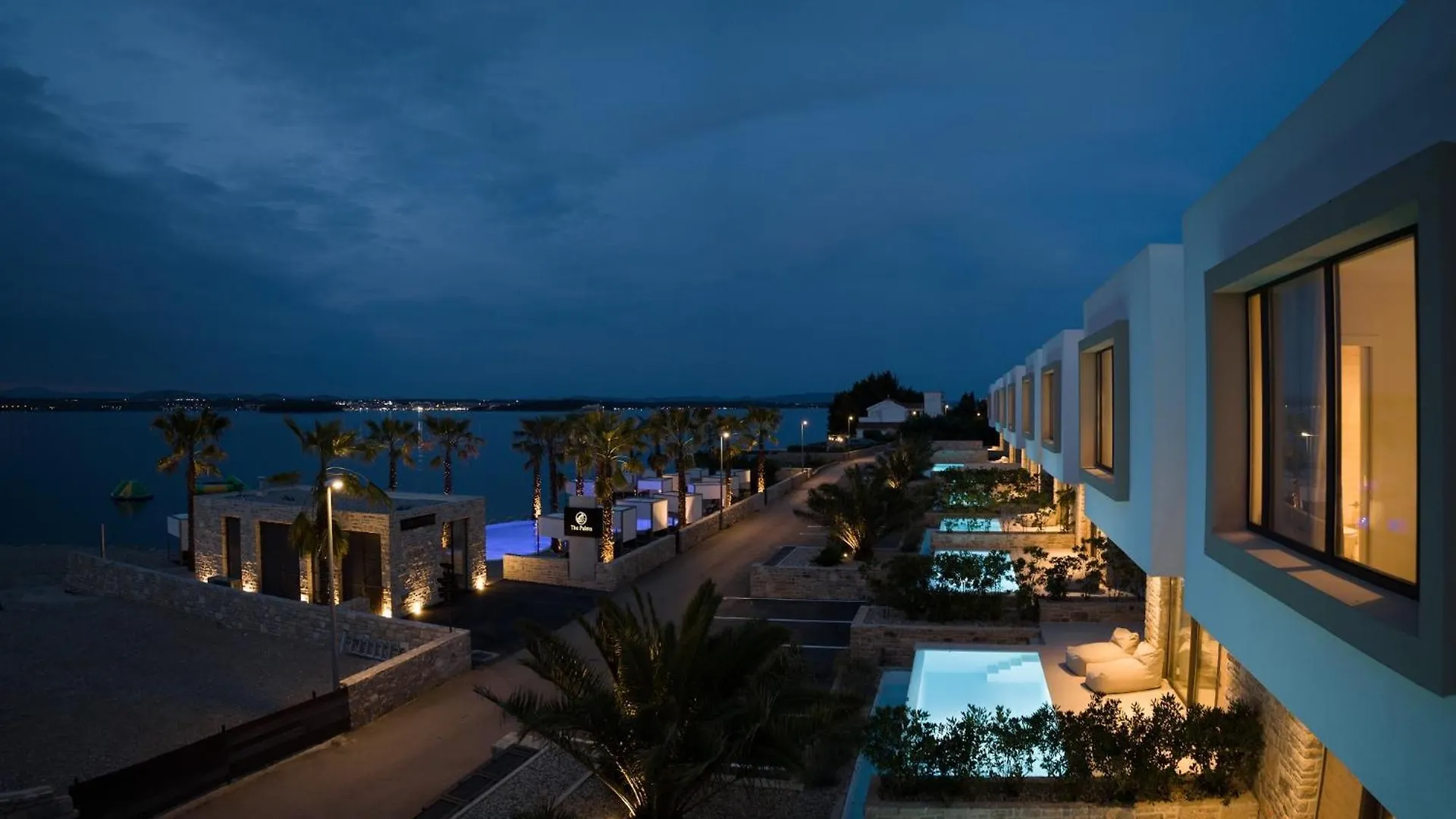 빌라 The Palms Resort 트콘