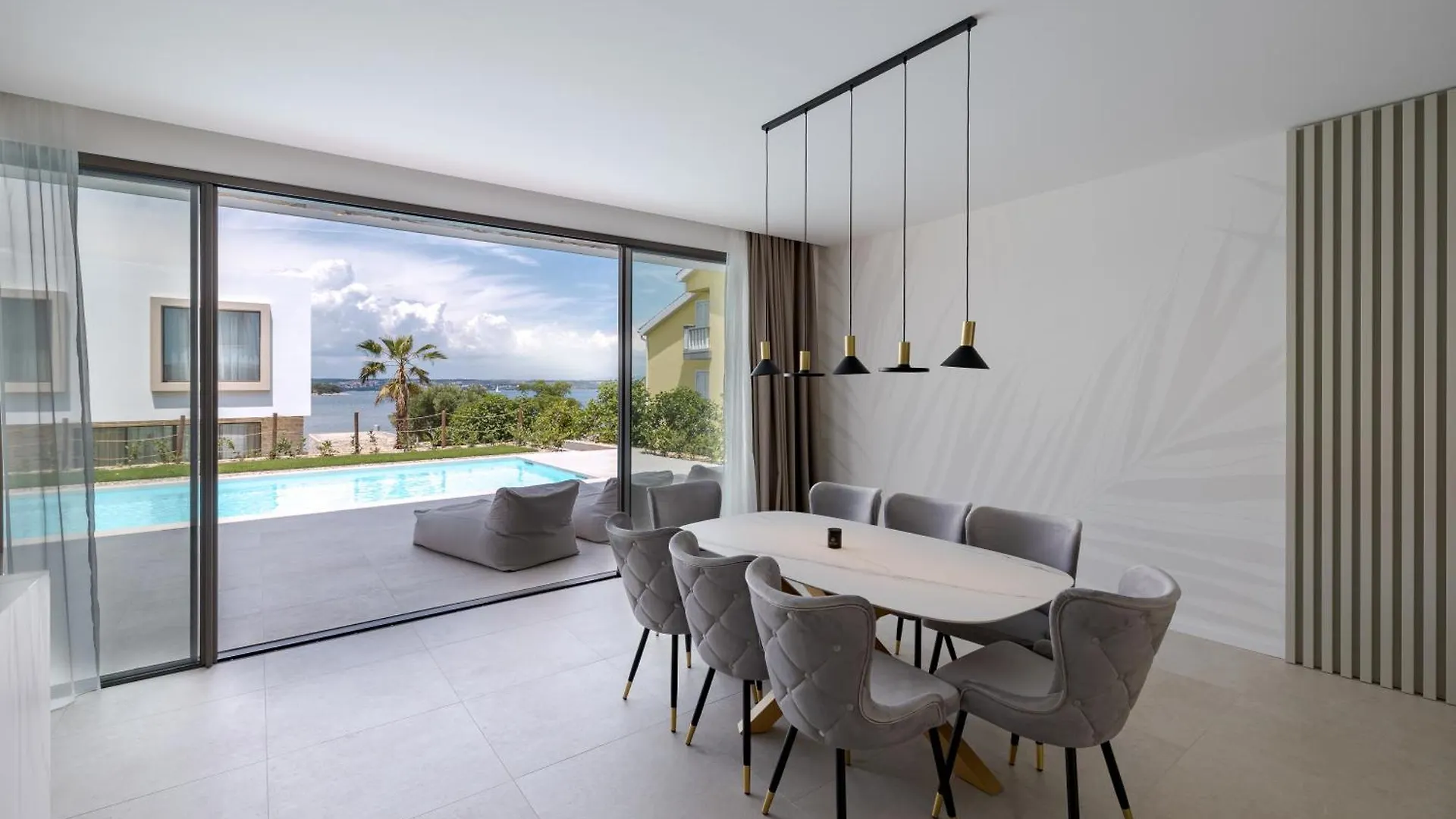 The Palms Resort Tkon Villa